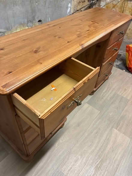 Photo of free Wooden Dresser (Dysart KY1) #2