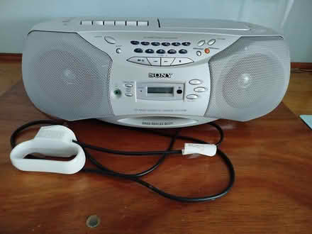 Photo of free Sony Radio and CD Player (Top Amersham HP6) #1