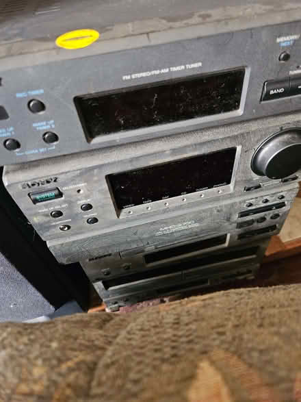 Photo of free Sony Hi Fi system (Loughborough LE11) #1