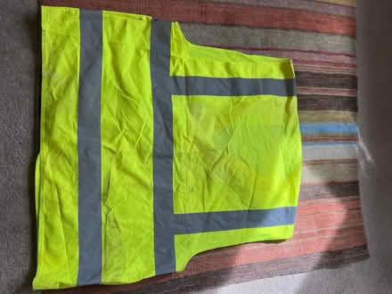Photo of free Large high vis jacket (Lower Caversham) #2