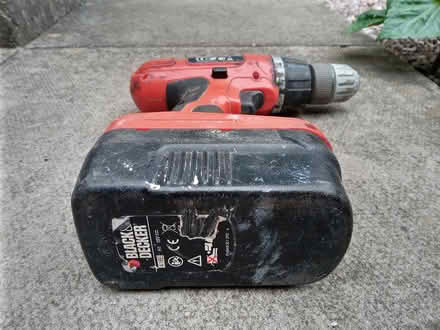 Photo of Battery charger (ST1 Hanley) #2