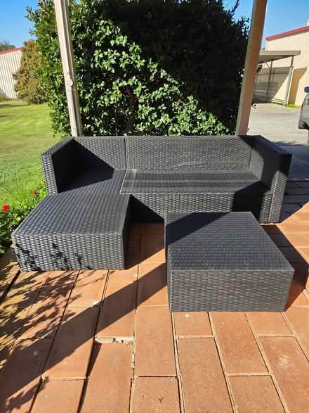 Photo of free Outdoor lounge (Springvale Wagga Wagga) #1