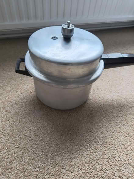 Photo of free Prestige Pressure Cooker (Sidford EX10) #1