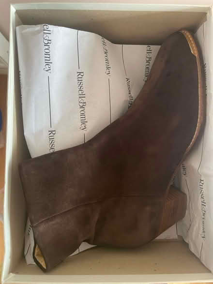 Photo of free Leather boots- Size 41 (Roehampton. SW15) #4