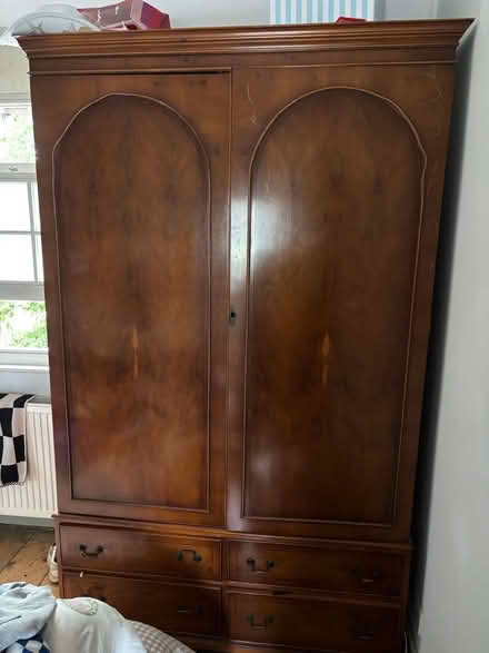 Photo of free Large wardrobe (Carshalton SM5) #1