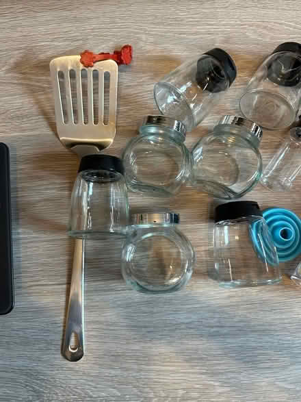 Photo of free Kitchen Miscellaneous (Ravenscourt Park W6) #2