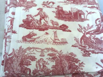 Photo of free FABRIC -4 PIECES - French toile style design- pink/white (Hoohill FY3) #1