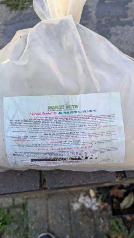 Photo of free diatomaceous earth food grade (Fishers Green SG1) #1