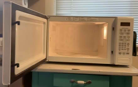 Photo of free GE Microwave oven (Western Dearborn) #2