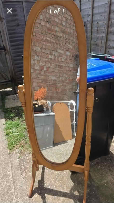 Photo of free Oval standing mirror (Cressing CM77) #1