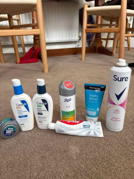 Photo of free Assortment of toiletries (Lloyd’s Park) #1