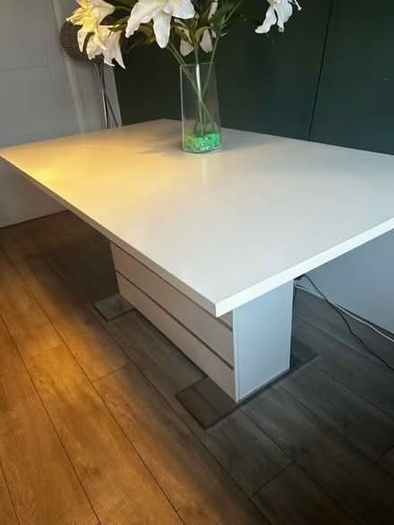 Photo of free Extending dining table & 6 chairs (Chesterfield S43) #2