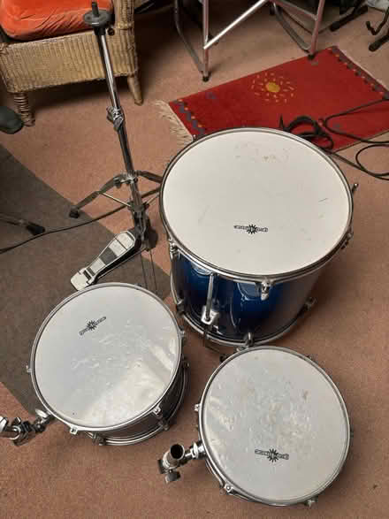 Photo of free Bits of a gear4music drumkit (Invermay PH2) #1