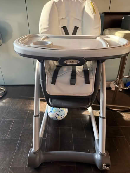 Photo of free High Chair (Murray Hill) #1