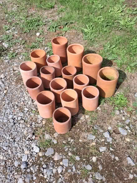 Photo of free Terracotta pots (Wimborne,Colehill) #1