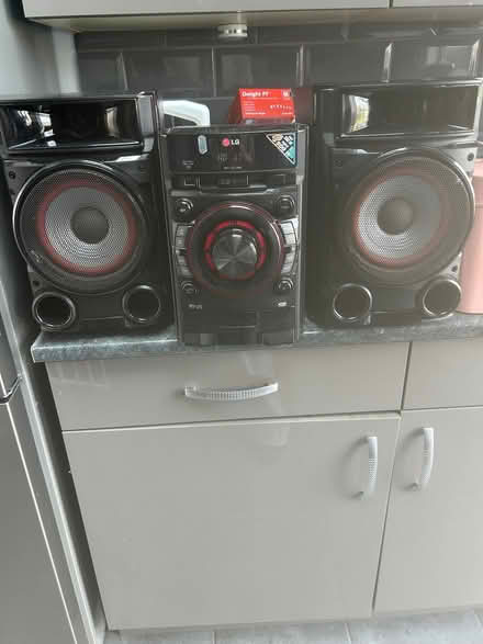 Photo of free LG CD player (Cold Harbour OX1) #1