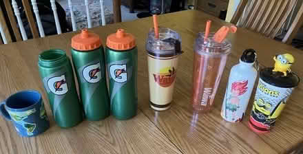 Photo of free various water bottles and commemorative cups/mugs [20886] #1