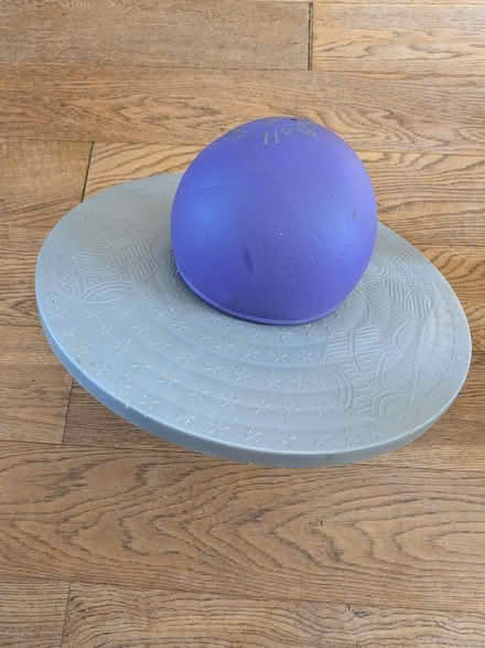 Photo of free Balance/bouncer toy (Warlingham CR6) #3