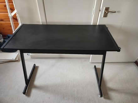 Photo of free Desk (PA3) #1
