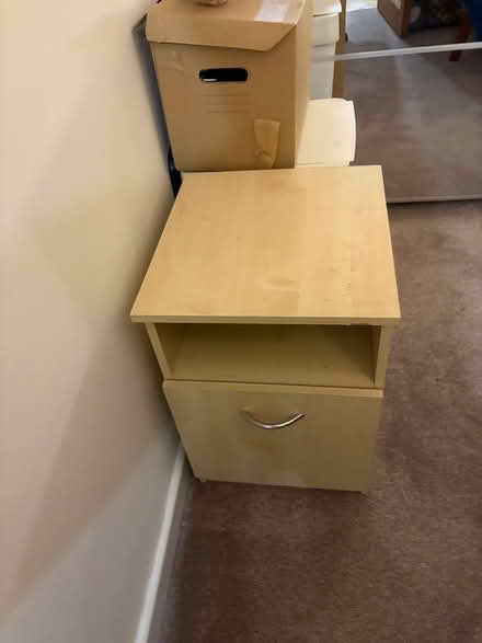 Photo of free Bedside cabinet (BR75jQ) #2
