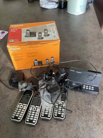 Photo of free Siemens Gigaset C475 trio landline phone set (Brooke NR15) #1