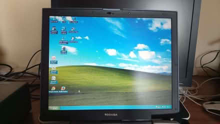 Photo of free Old Toshiba laptop running Windows XP (Headington OX3) #4