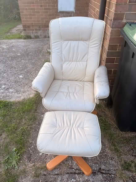 Photo of free Office/lounge chair (Tonbridge TN10) #1