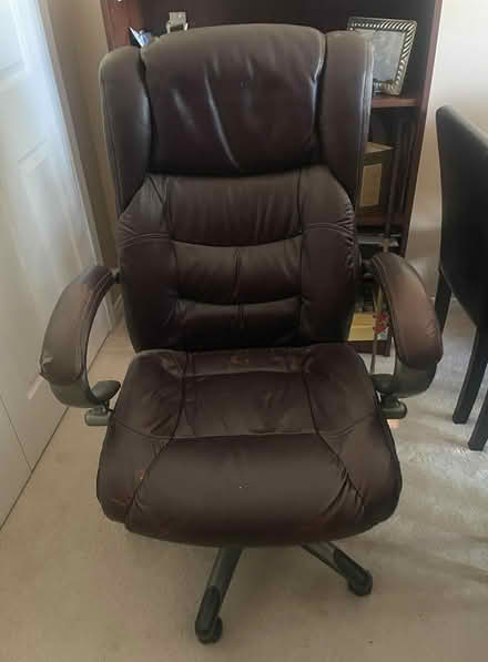Photo of free Leather Office Swivel Chair (Orleans - Innes/Jeanne d'Arc) #1