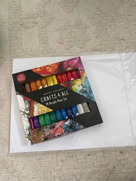 Photo of free Paint & card (Witney OX28) #1