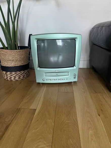 Photo of free TV video player (Great Baddow CM2) #2