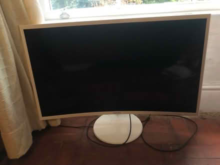 Photo of free Samsung curved monitor (Stokes Croft BS6) #1