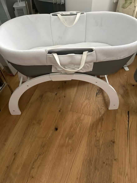 Photo of free Moses basket & bouncher (Brent NW10) #1