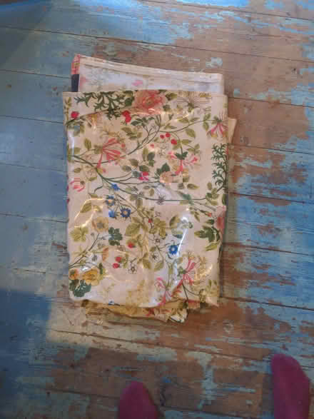 Photo of free Table cloth (Presteigne LD8) #1