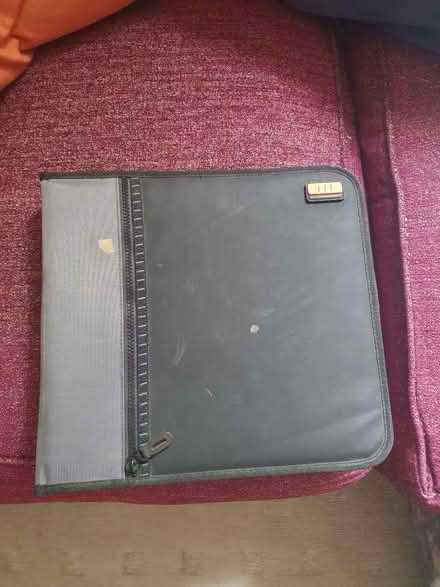 Photo of free CD or DVD Wallet (Newfoundpool LE3) #2