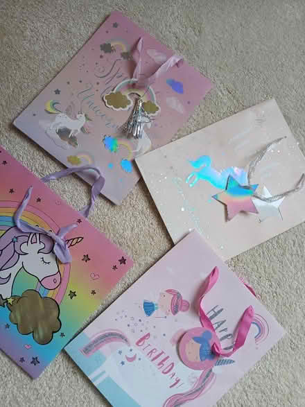 Photo of free 4 unicorn theme gift bags (Parkhead EH11) #2