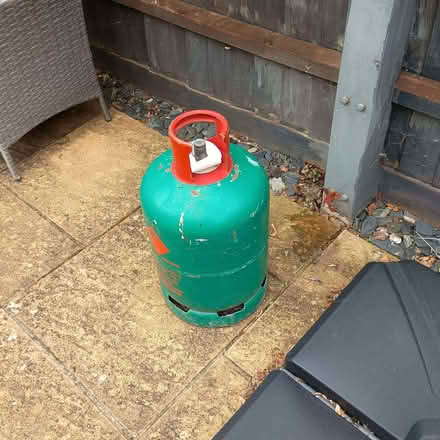 Photo of free Gas barbeque & gas bottle (with gas) (Heacham PE31) #2