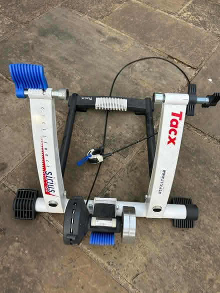 Photo of free indoor cycle trainer (Welwyn AL6) #1