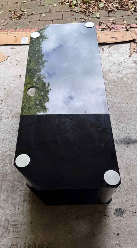 Photo of free TV stand (Bleasby NG14) #2