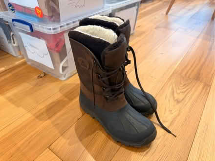 Photo of free Snow boots - men’s size 10-12 (Highbury N5) #2