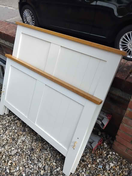Photo of free Single bed (Wooburn Green HP10) #4