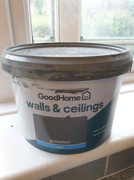 Photo of free Emulsion Paint (Neithrop OX16) #1