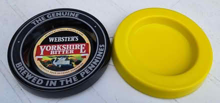 Photo of free 2 old ash trays, in good condition (Orpington BR6) #1