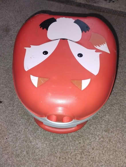 Photo of free Carry potty (billericay CM12) #1