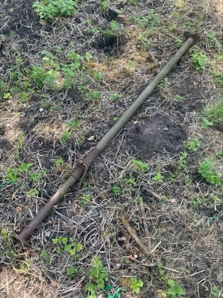 Photo of free Metal acrow (?) prop (Beckley OX3) #1