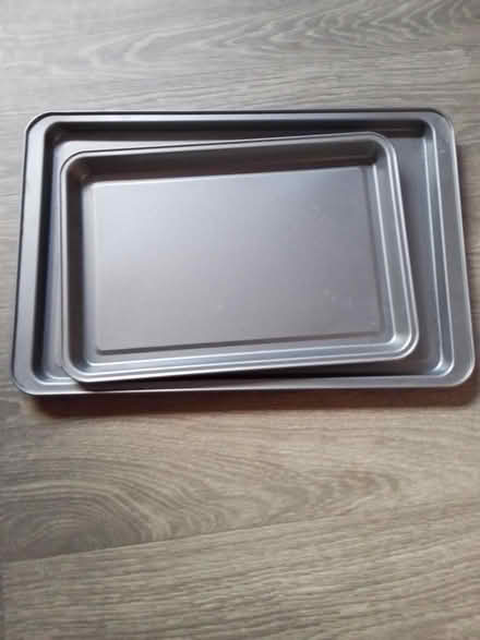 Photo of free 3 x baking sheets (Killamarsh S21) #1