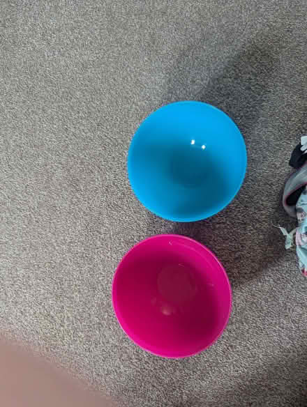 Photo of free Cereal size plastic bowls (Portchester PO16) #1
