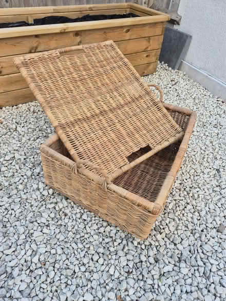 Photo of free Sturdy wicker basket with lid (Didcot, OX11) #1