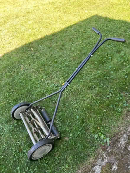 Photo of free Push lawn mowet (Christian hill area) #1