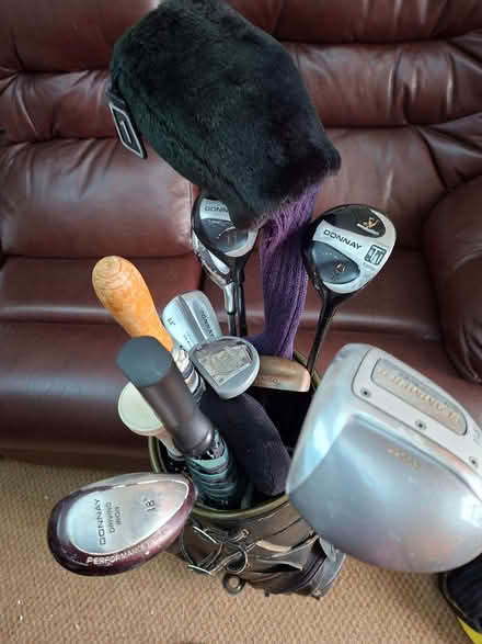 Photo of free Old Golf Bag with good selection of clubs (Ulverley Green B92) #2