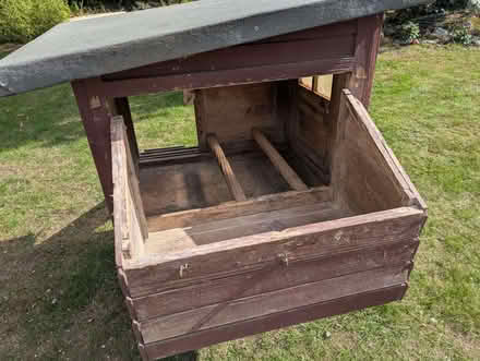 Photo of free Chicken coop (Chalton LU4) #4
